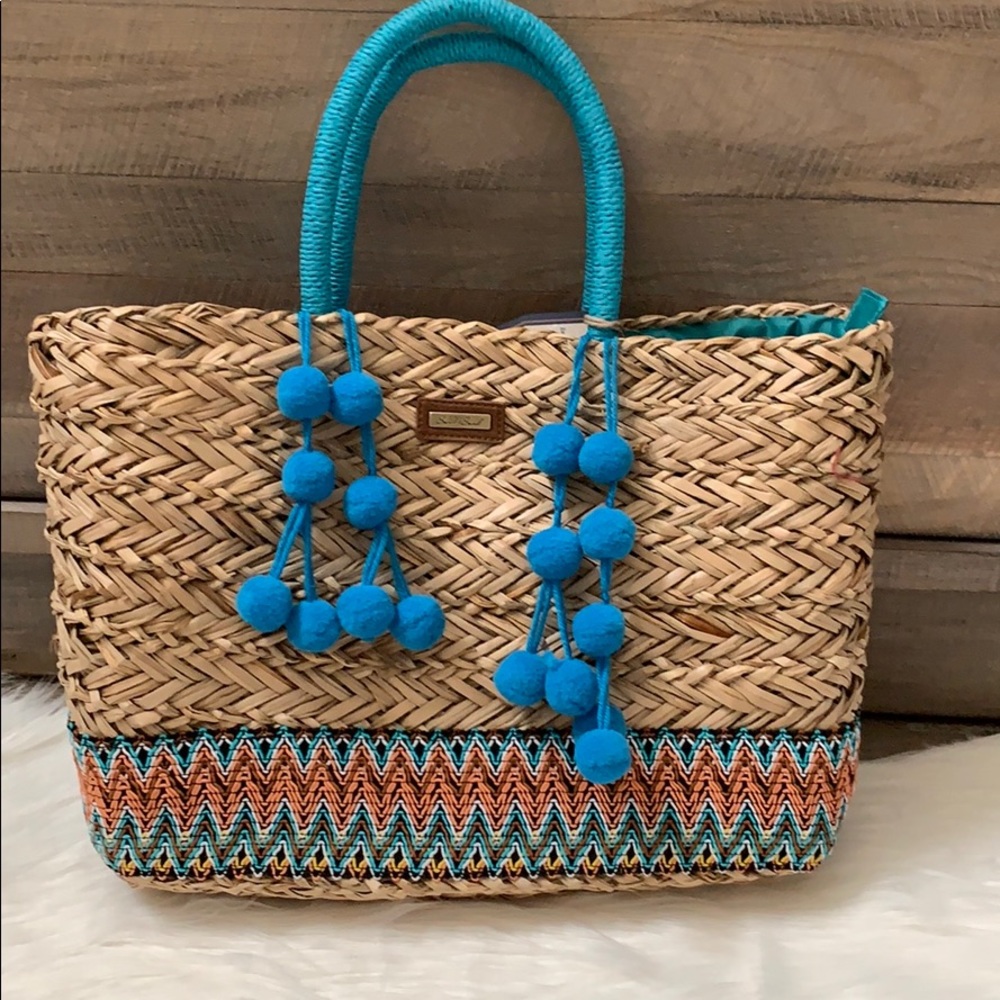 Sun and sand tote